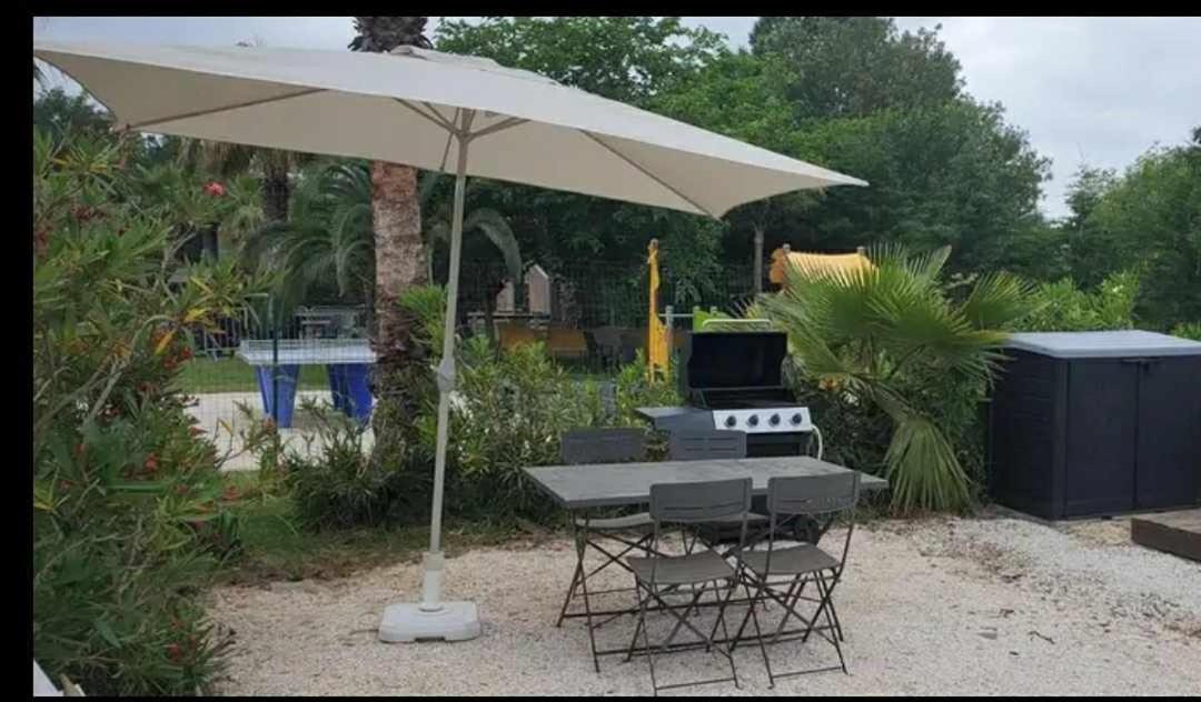 Camping Le Clos Du Thym - アルジェレス・シュル・メール エクステリア 写真